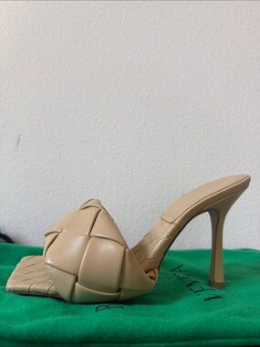 Bottega Veneta Lido intrecciato leather mules